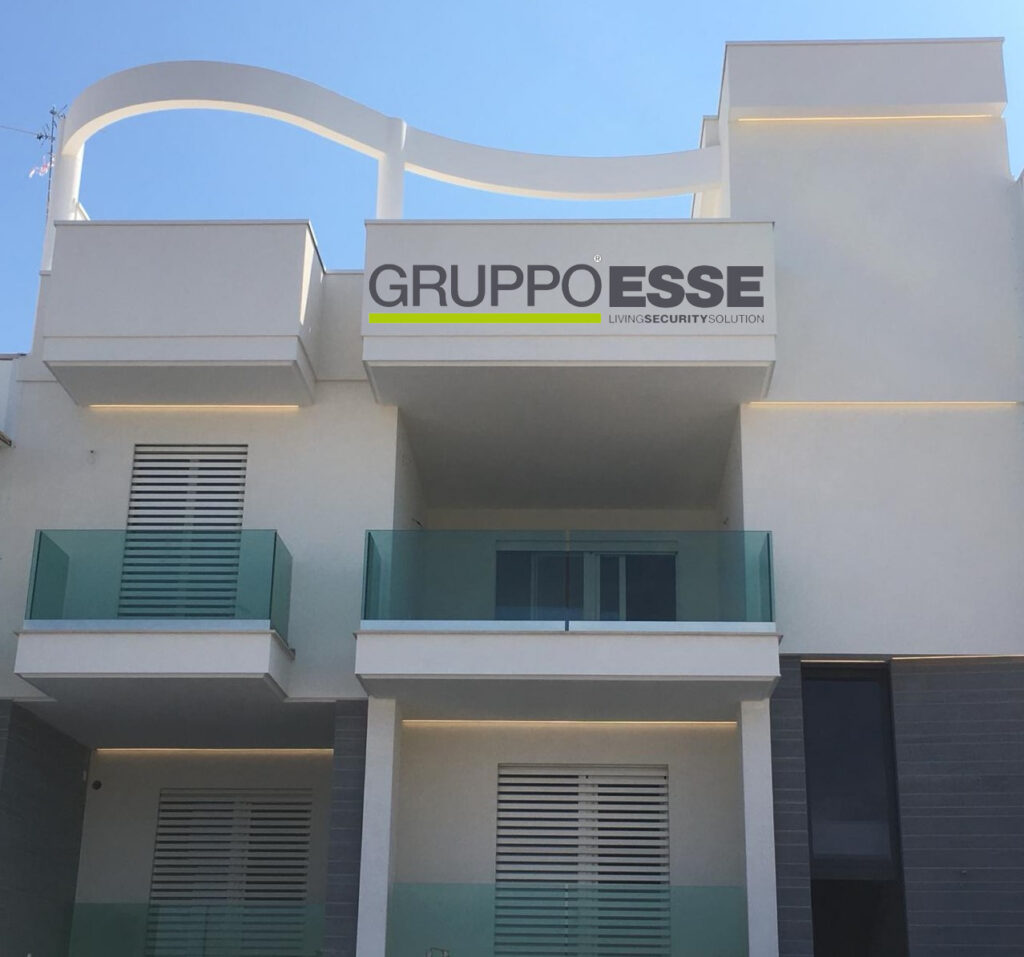 Gruppo Esse — Thorax